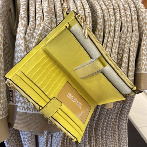 Michael Kors Jet Set Travel Large Double Zip Leather Wristlet Sunshine Yellow - Picture 7 of 16